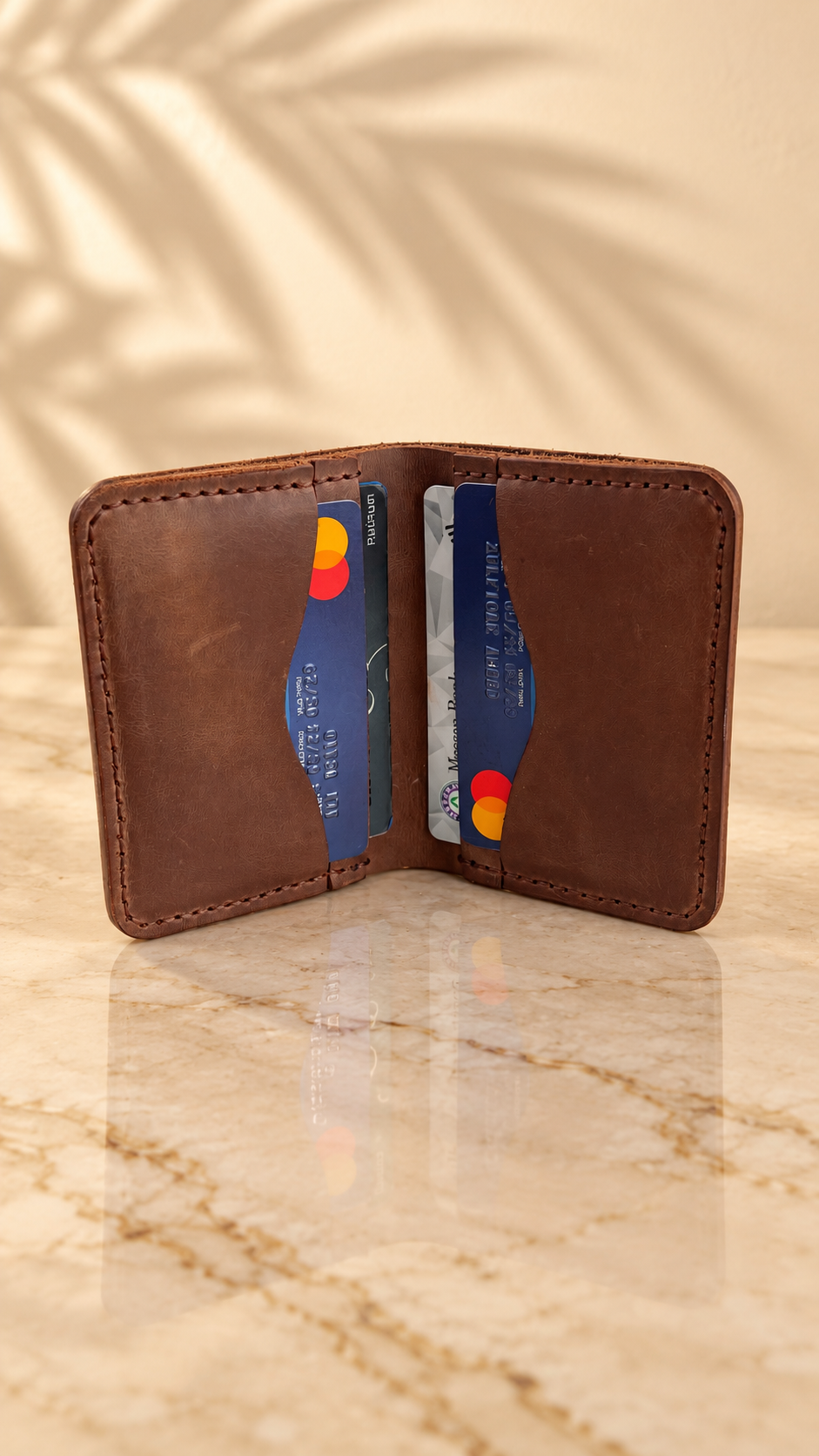 Lorenzo Pelle Compact Smart Bifold Wallet - Image 2